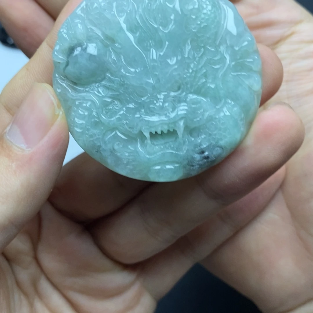 吊坠(不含链)未镶嵌翡翠龙牌