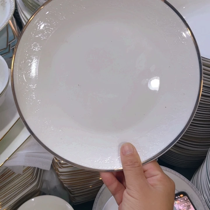 瓷片浮雕八寸浅盘六个微瑕