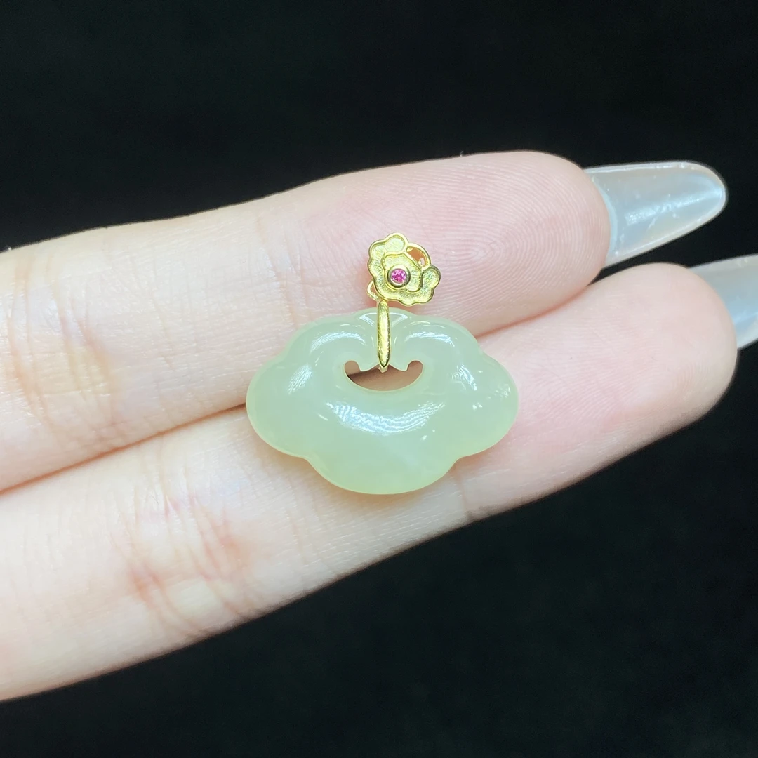 【小北好物】S925银和田玉吊坠约13*19mm【多样性发一件】-17QH13X517