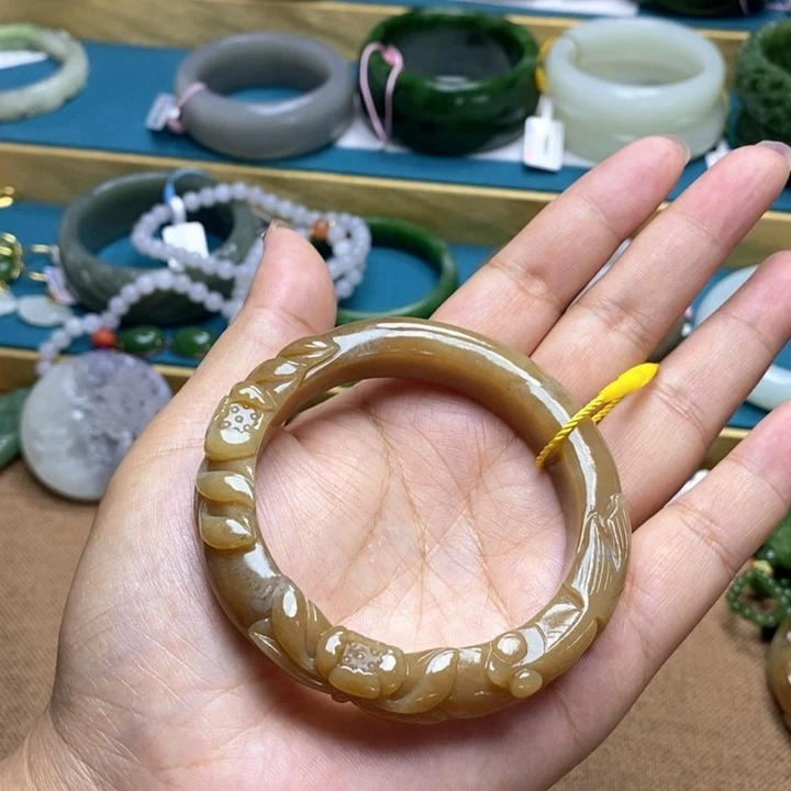 和田玉手镯57圈口4未镶嵌