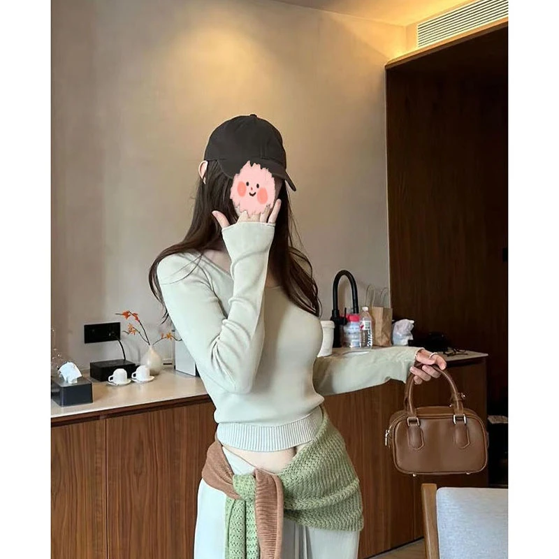 运动时髦松弛感穿搭2025秋季新款修身显瘦豆沙绿长袖针织上衣女装