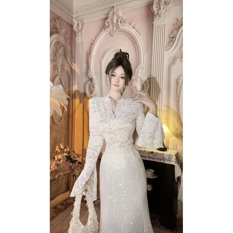 【崔】蕾丝绮梦 Z0097上衣V领收腰显瘦蕾丝衫纯欲修身长袖设计感