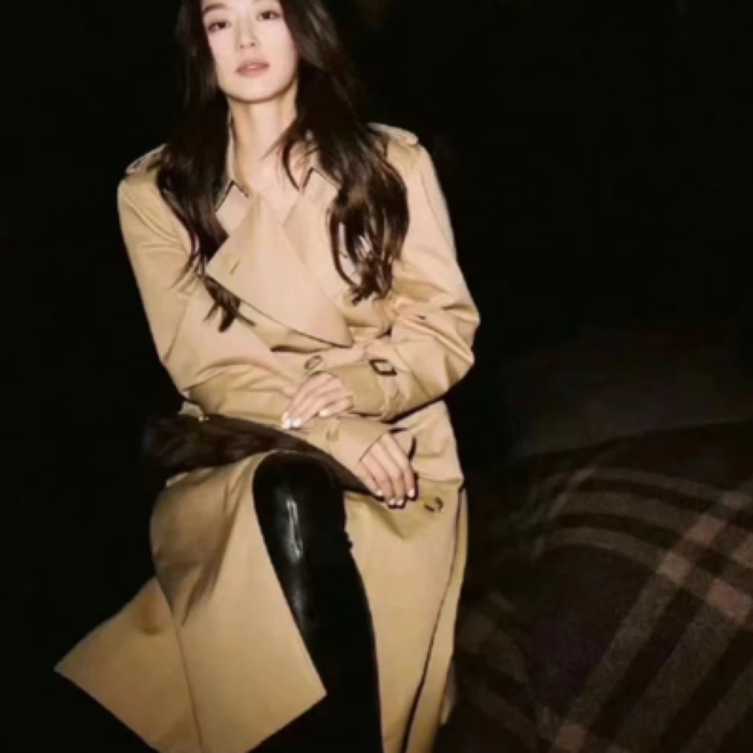 千颂伊同风衣外套