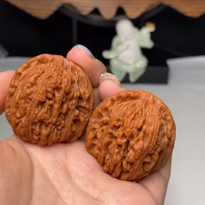 文玩核桃把件秦王楼