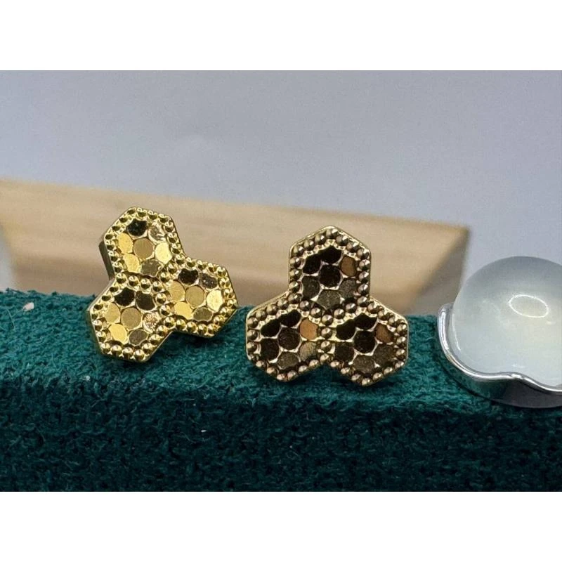 【基地先鉴后发】 48小时鉴赏期  蜂巢耳钉