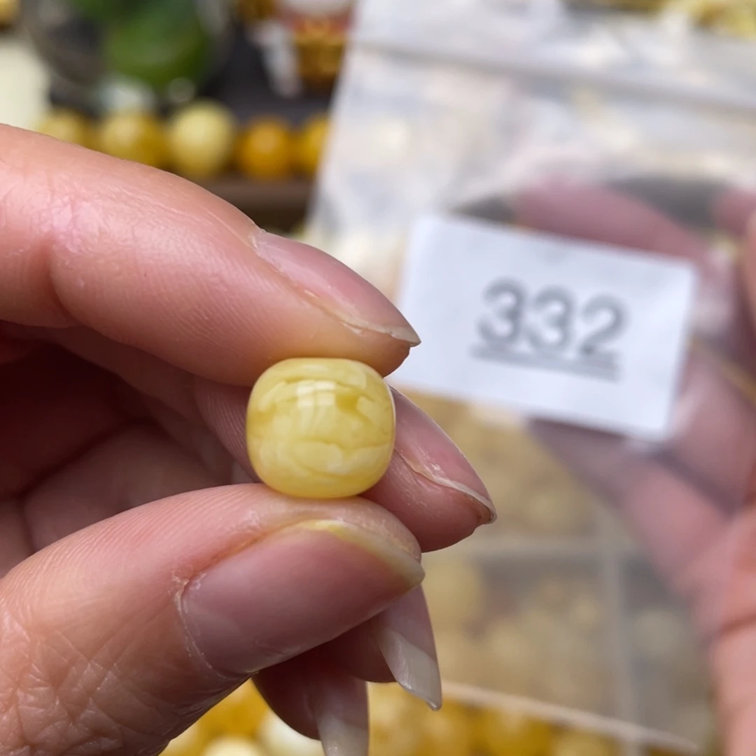 蜜蜡珠宝奇石未镶嵌10.5