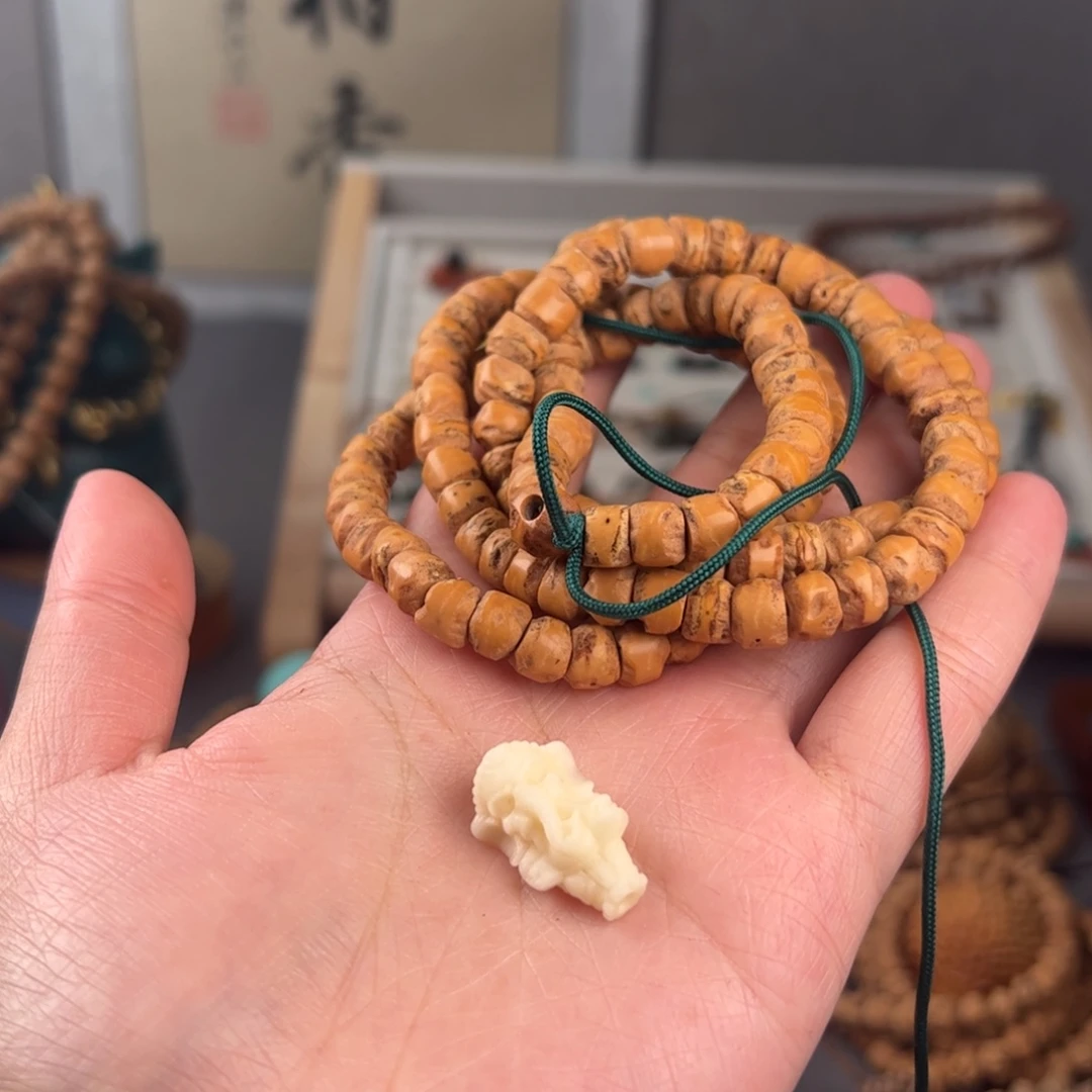 柏香籽/百香籽吊坠M****9