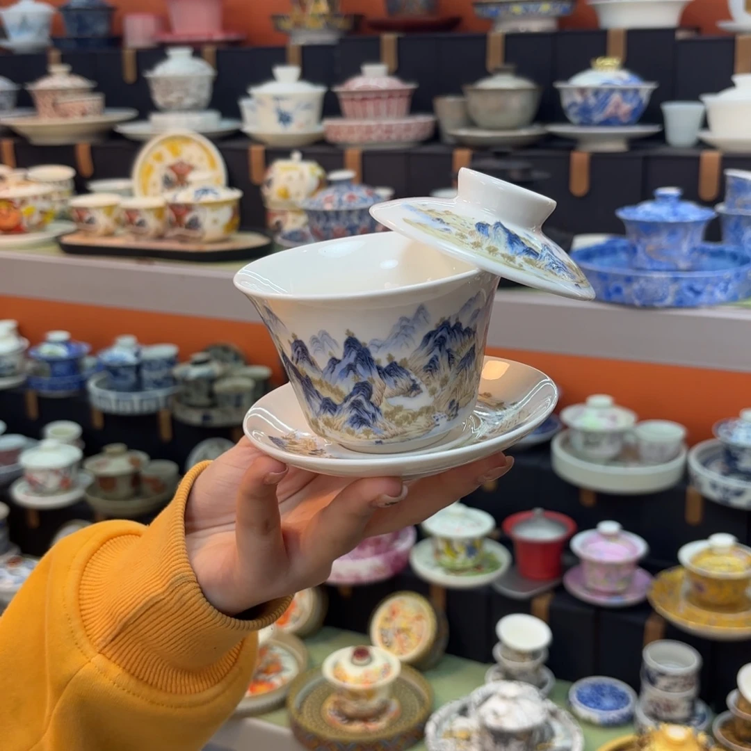 悬停车辆和车上乘客