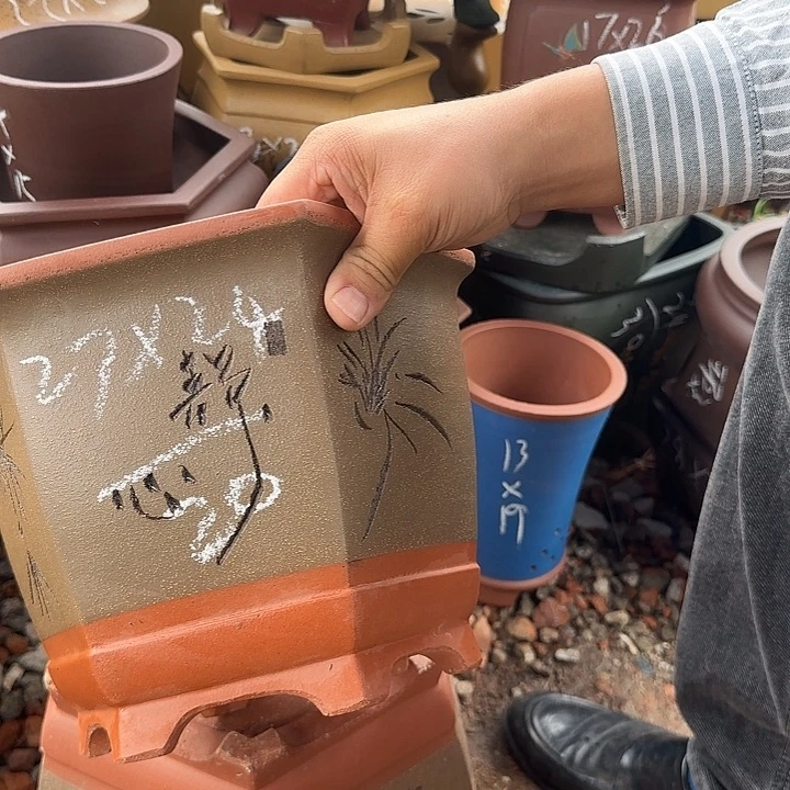 紫砂花盆紫砂花盆