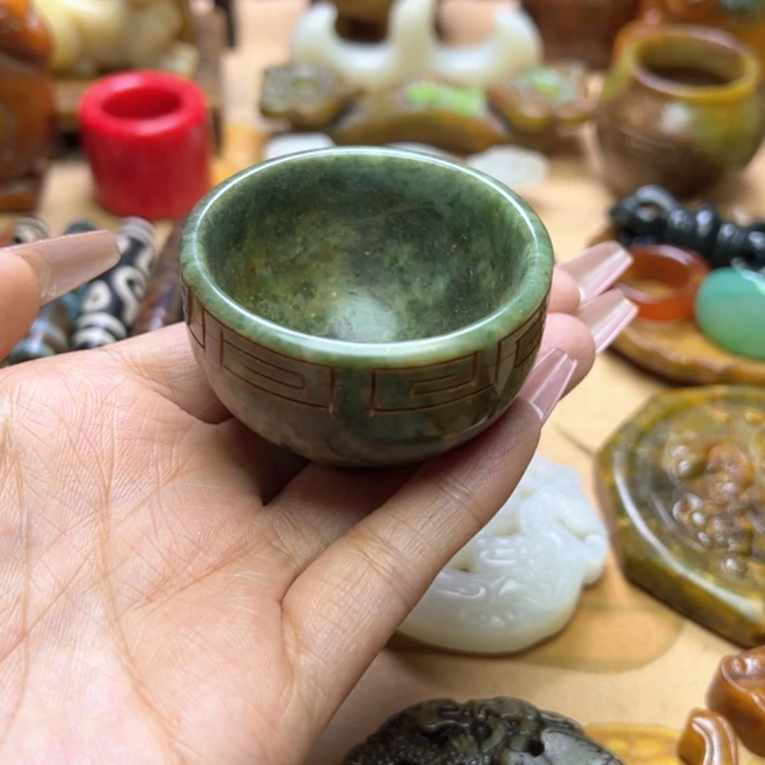 【闪购商品】蛇纹石玉颈饰未镶嵌