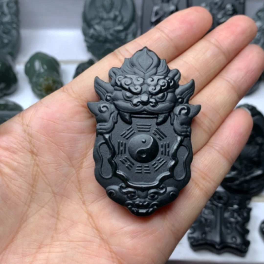 【闪购商品】颈饰未镶嵌和田玉双面雕刻