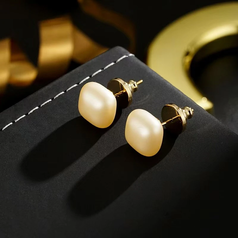 合金合成立方氧化锆耳饰高级感秋冬百搭精致耳饰【e314】