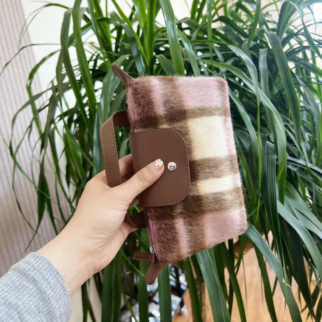 【稀缺周边！】333粉棕格纹手拎包化妆包收纳包