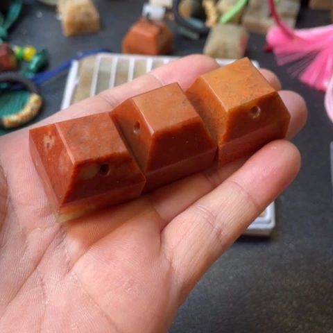 浙江红石印石碗2.5福豆三枚