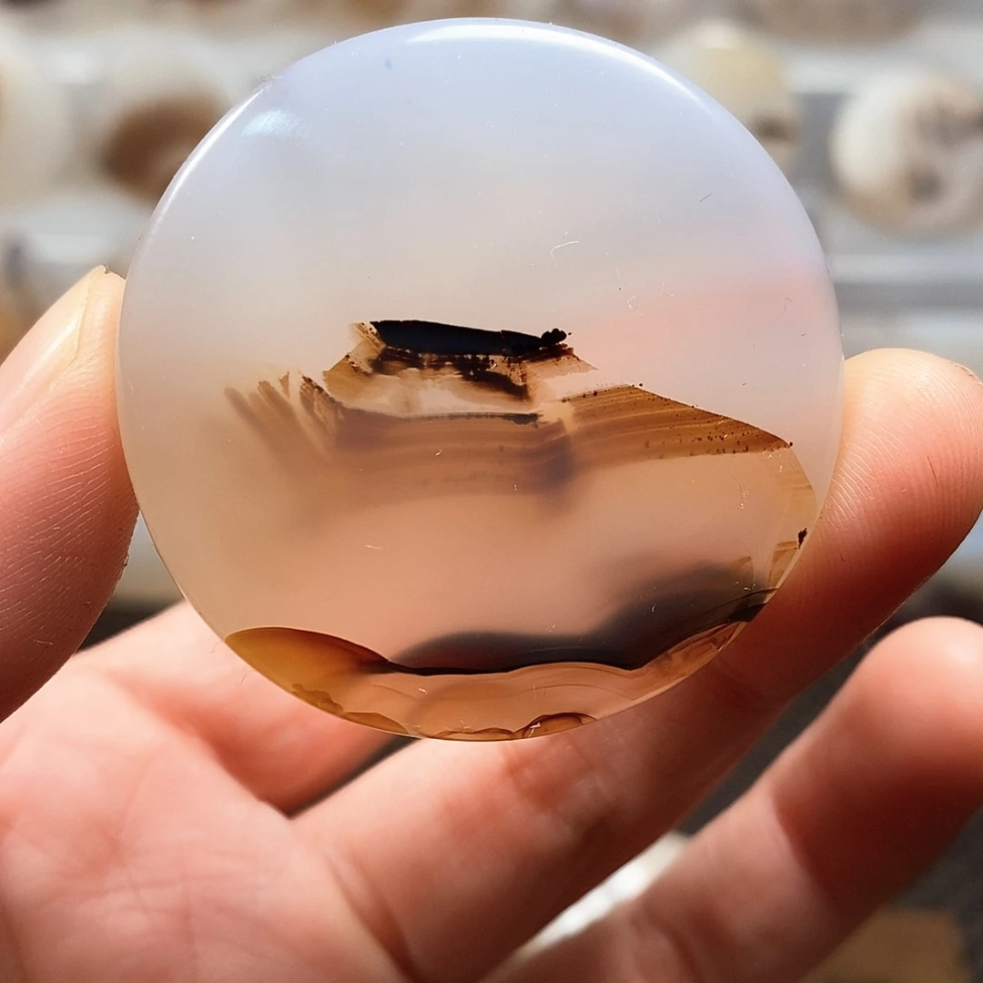 玛瑙/玉髓未镶嵌珠宝奇石