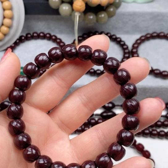 岳*猴头关的一个小镇上的