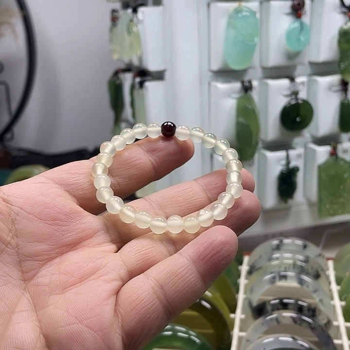 合金蛇纹石玉颈饰