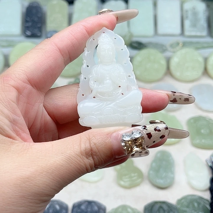 和田玉未镶嵌颈饰