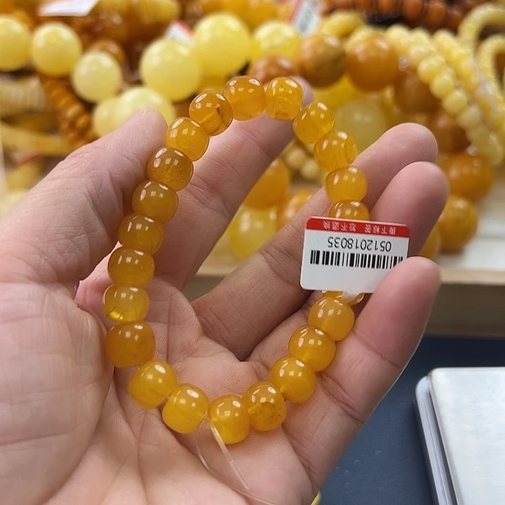 未镶嵌琥珀珠宝奇石