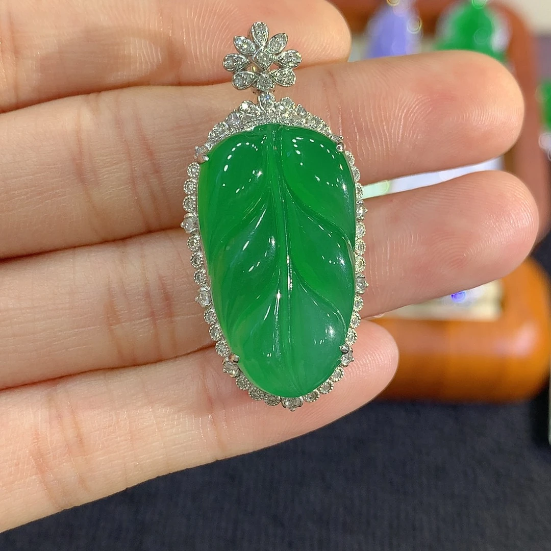 翡翠18K金镶嵌吊坠(不含链)叶子