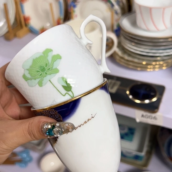 盖碗?**星瓷器直播放漏中