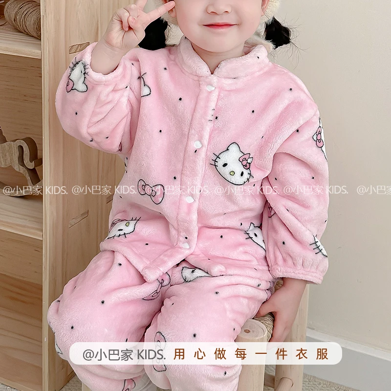 宝宝法兰绒睡衣男女孩秋冬款婴儿童保暖加绒家居服套装