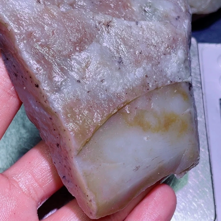 和田玉（糖玉）未镶嵌珠宝半成品