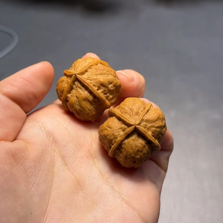 文玩核桃把件233四棱