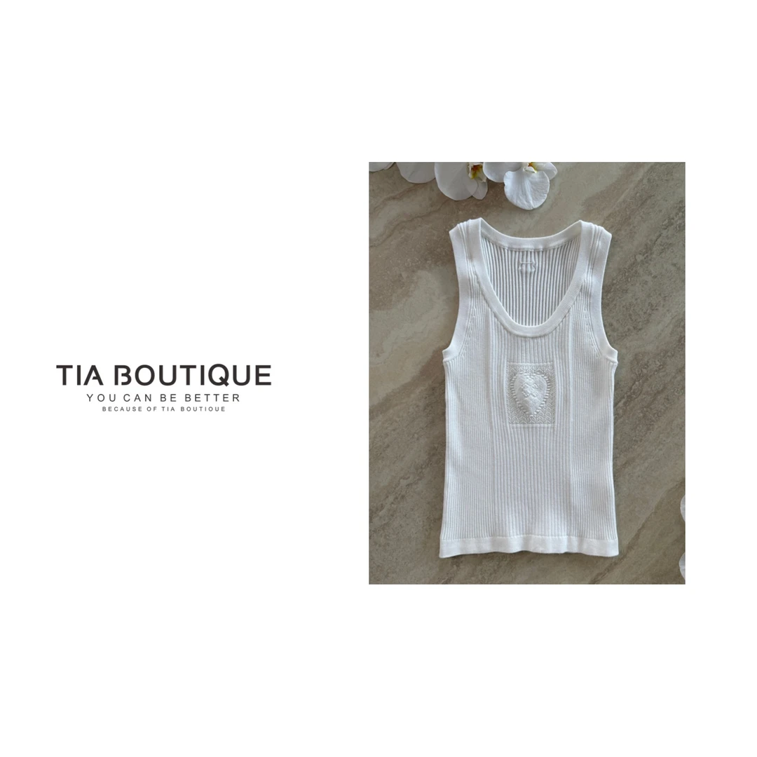 【爱心发射】25b镂空爱心vic顶版千金显瘦弹力无袖背心上衣 SY0231