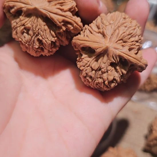 文玩核桃吊坠40南疆