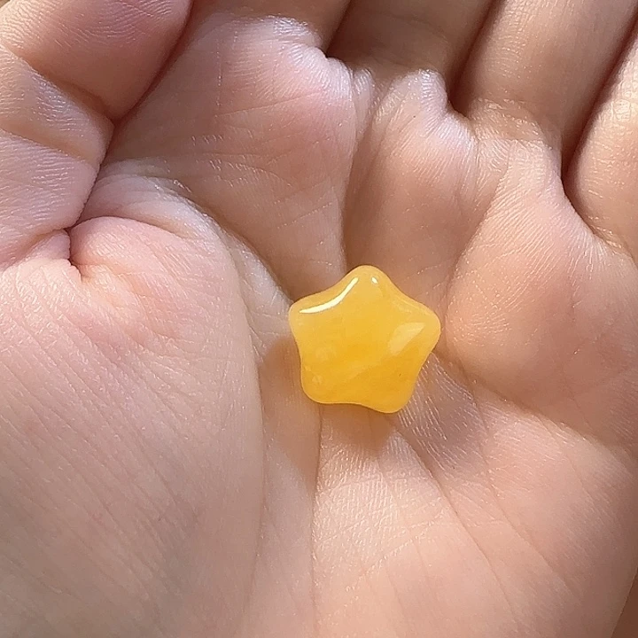 琥珀裸石未镶嵌李*箭小星星