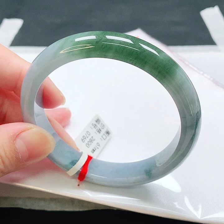 翡翠未镶嵌手镯61