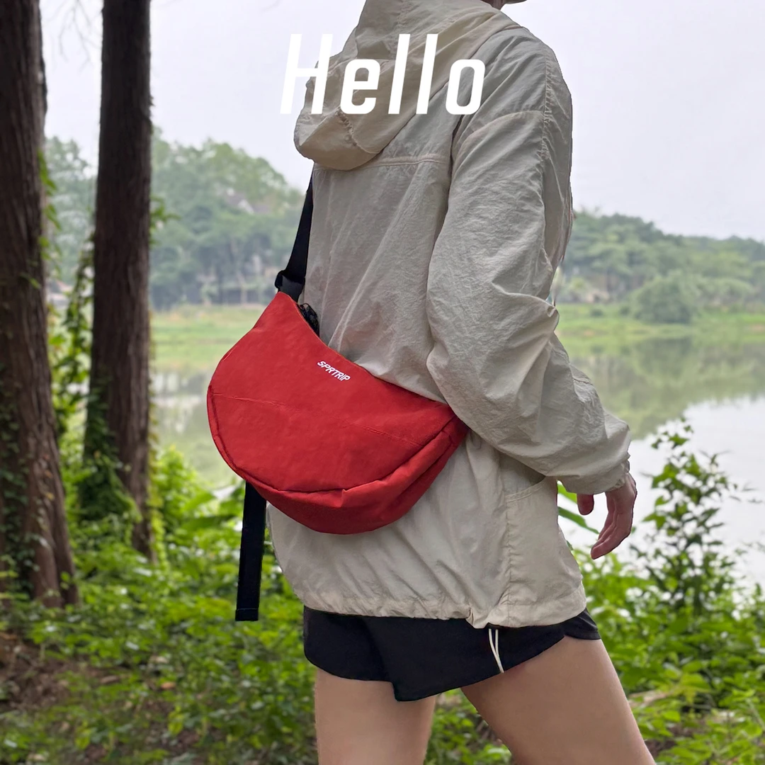 HELLO简约牛津布多巴胺斜挎饺子包轻便通勤单肩包夏天专用小包包