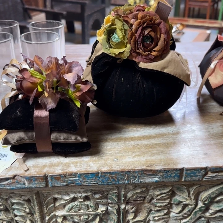 ****语铁木（非红木类）家居用品