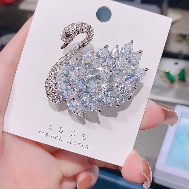 锆石铜合金奢华天鹅胸针