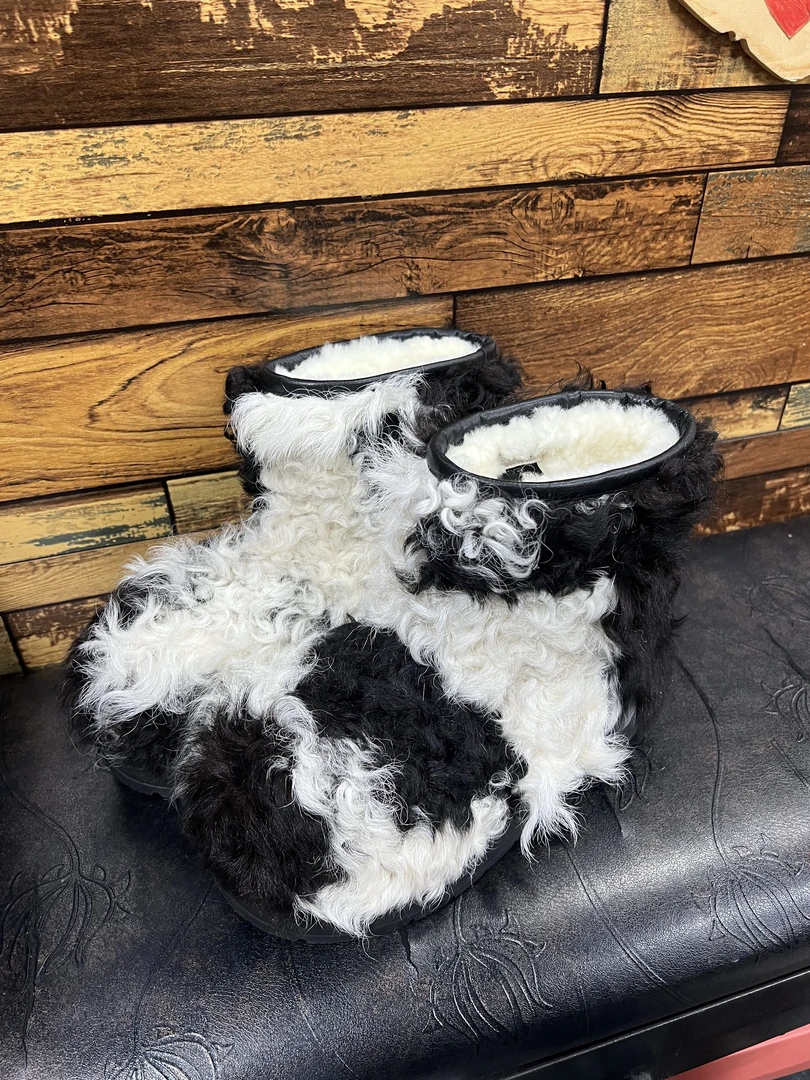 羊毛卷厚底卡皮巴拉短筒雪地靴女冬季加绒加厚保暖防滑百搭棉