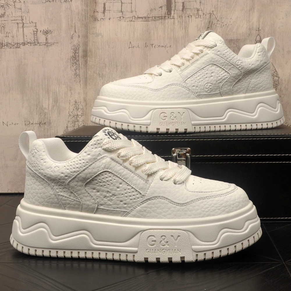 秋冬季新款男士厚底真皮小白鞋时尚百搭透气休闲运动鞋潮流男板鞋