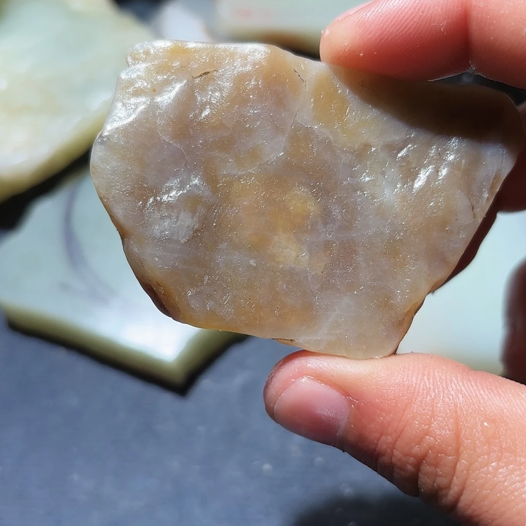 和田玉未镶嵌珠宝奇石