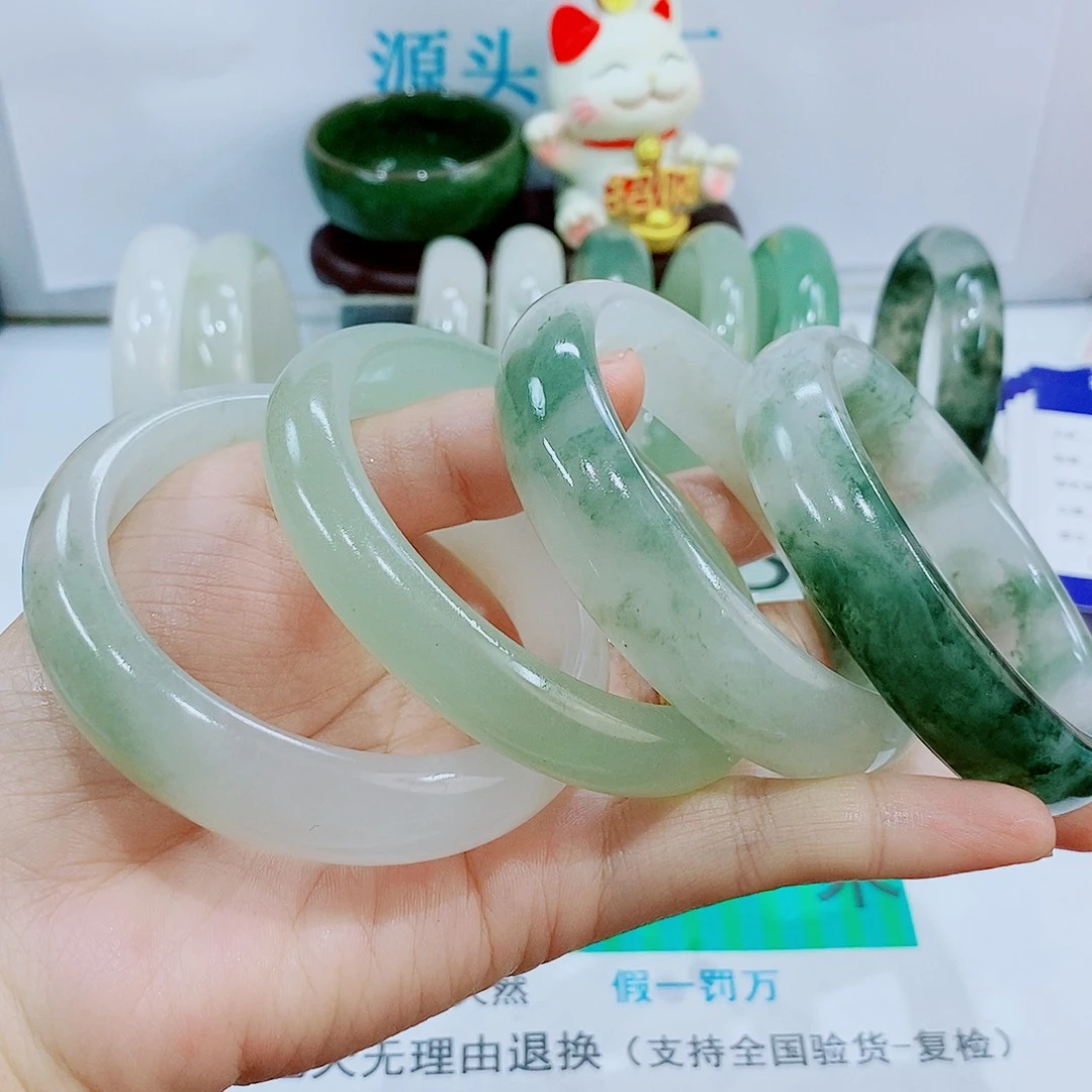 未镶嵌手镯石英质玉T(50-65)