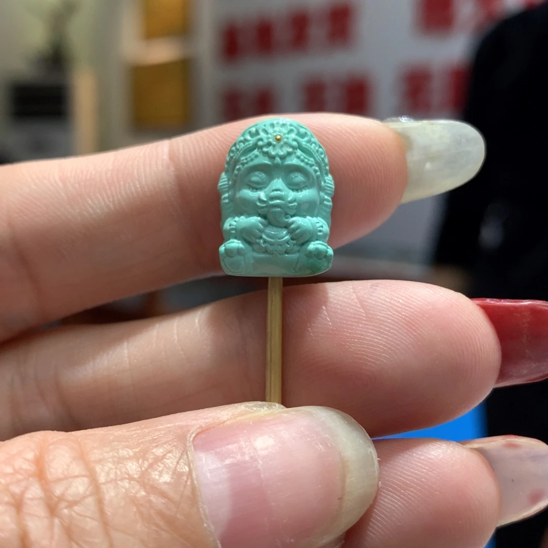 绿松石配饰未镶嵌