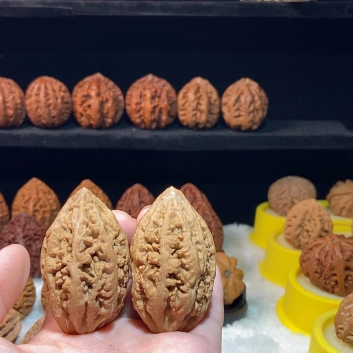 用***户把件文玩核桃金梭子