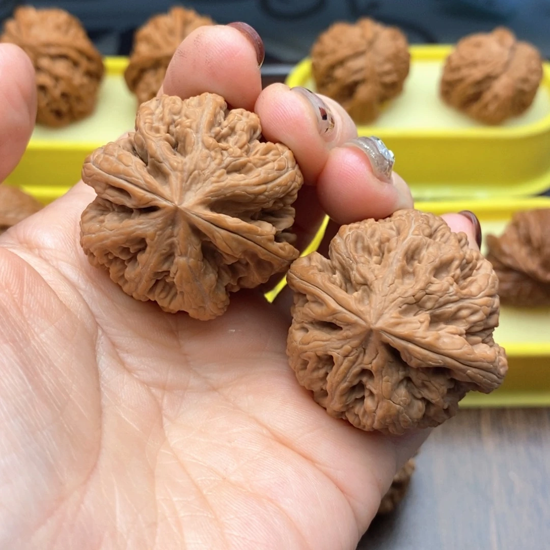 文玩核桃把件507号粗筋