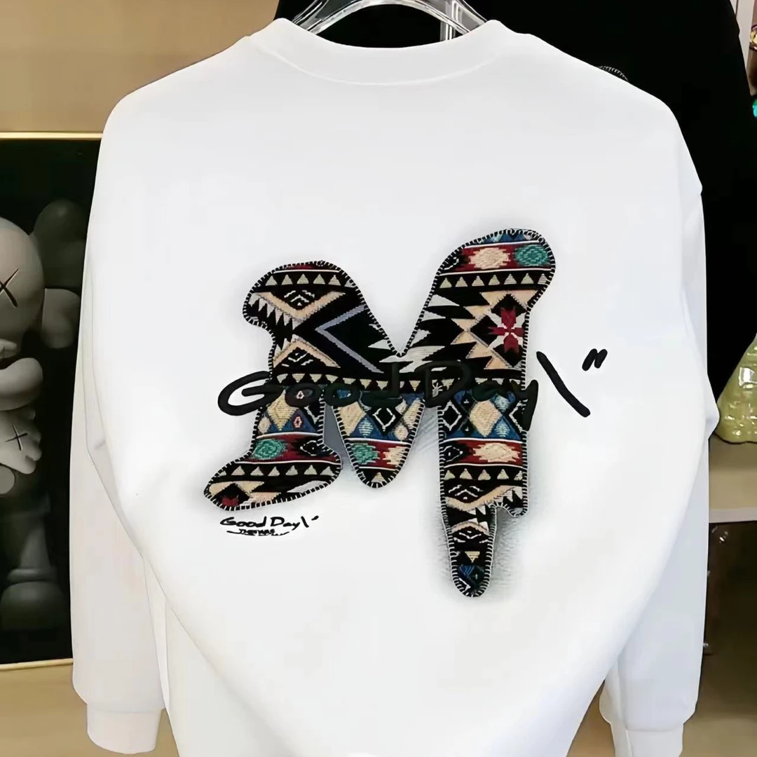 2025秋冬新款休闲百搭加绒加厚印花圆领卫衣