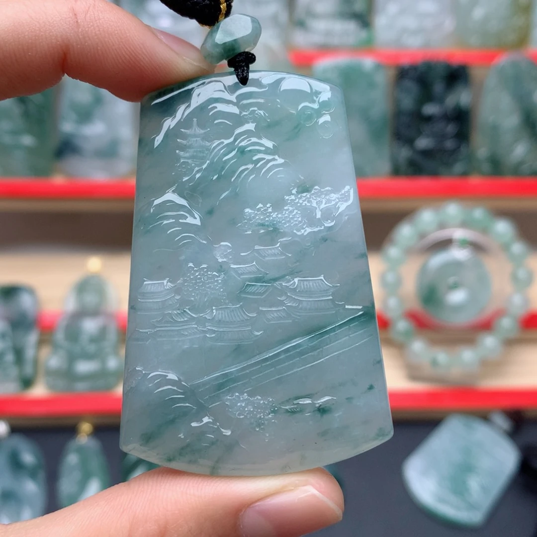 翡翠颈饰未镶嵌海****?山水