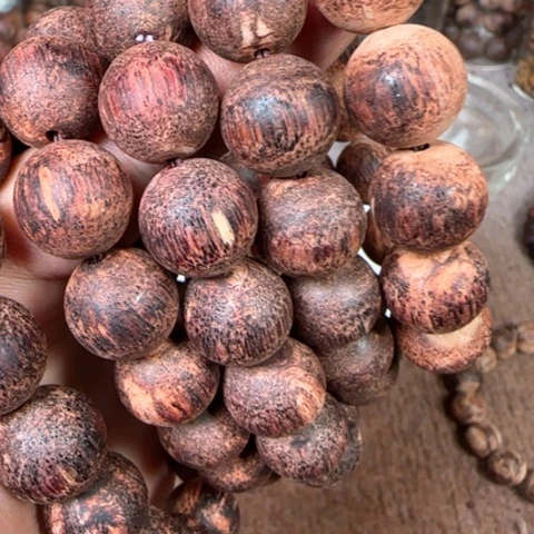 藤类1.5白油带结晶降真香