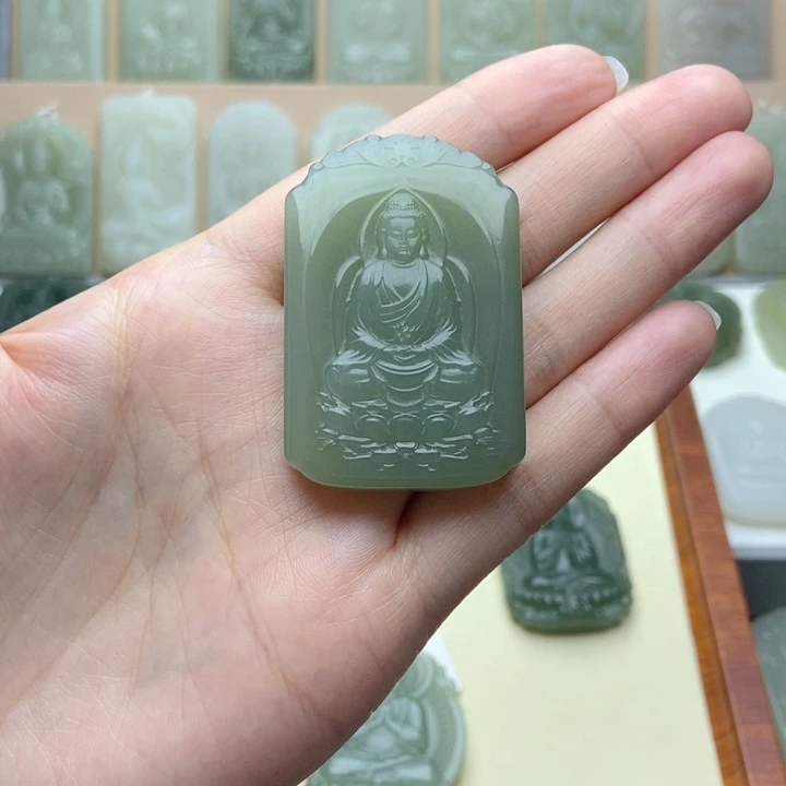 和田玉颈饰未镶嵌啊***i