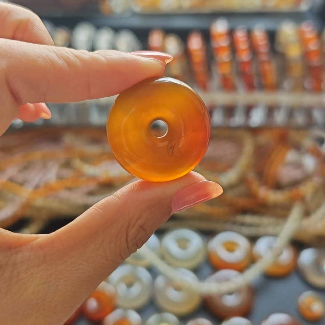 水***印玛瑙/玉髓未镶嵌颈饰