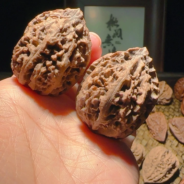 文玩核桃吊坠米子44