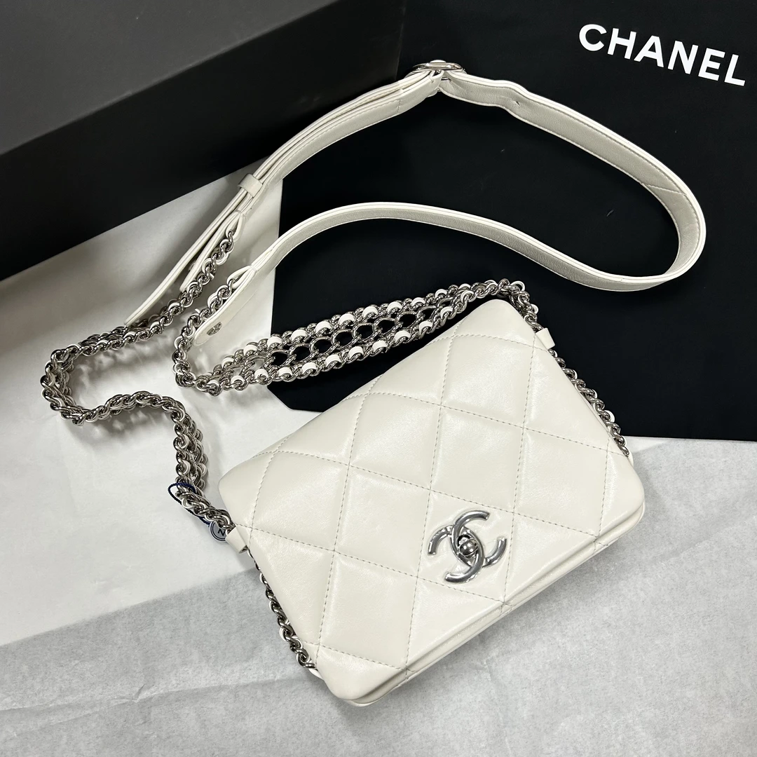 95新 Chanel/香奈儿 多多奢品/香奈儿22p新款瀑布链条包/98新