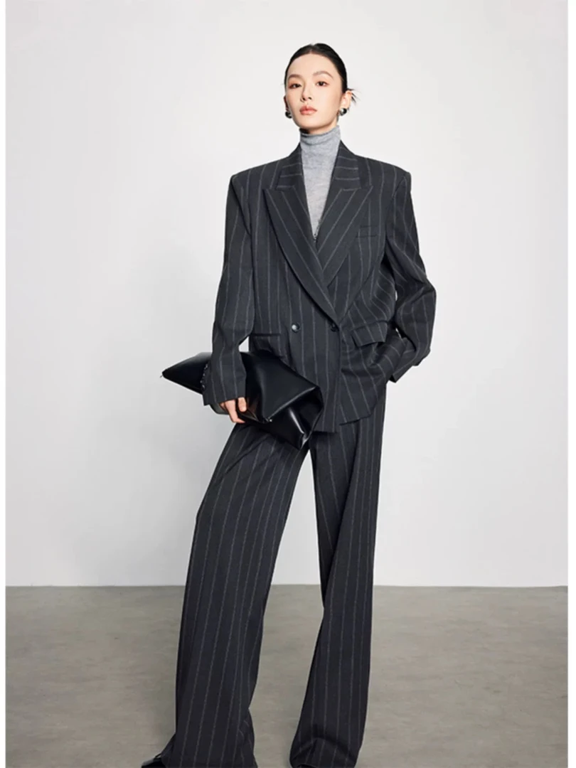 【霸道总裁】2025春季新款西装两件套女宽松休闲高腰西裤女阔版显瘦